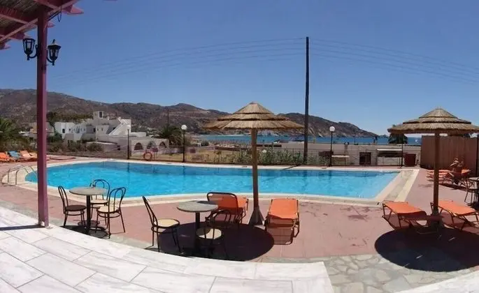 The Purple Pig Stars Camping & Bungalows