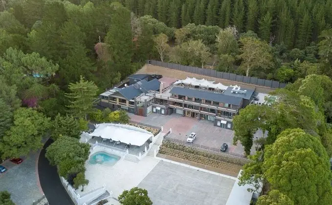 Purple Rayn Boutique Guest House