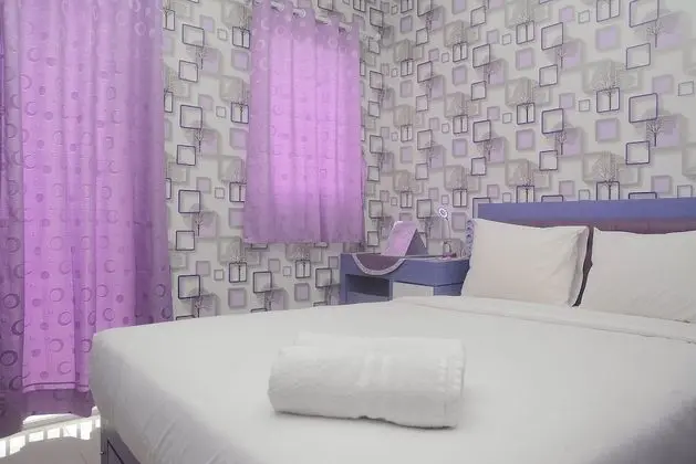 Purple Studio at Signature Park Grande Apartment