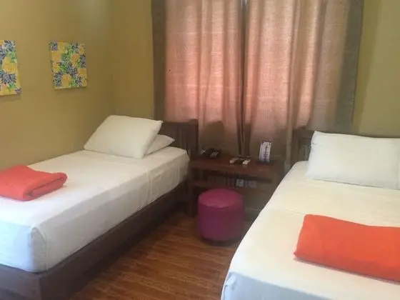 The Purple Tree Bed & Breakfast - Oda