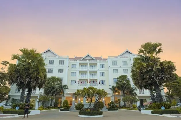 Pursat Riverside Hotel and Spa - Dış Mekan