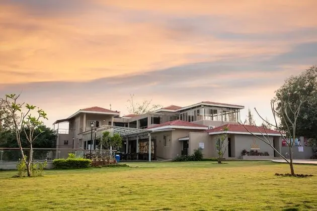 Pushpam Lords Resort Karjat