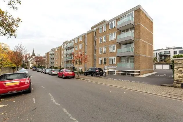 Putney Court - 1 Bed Apartment by BaseToGo - Dış Mekan