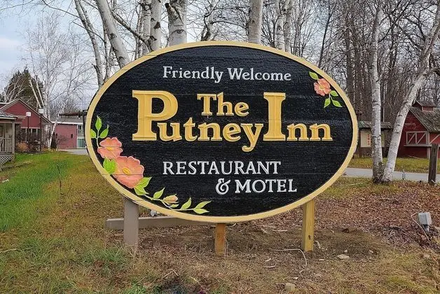 The Putney Inn - 1