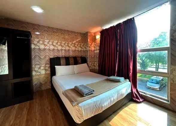 PUTRA HEIGHTS NEW WAVE HOTEL