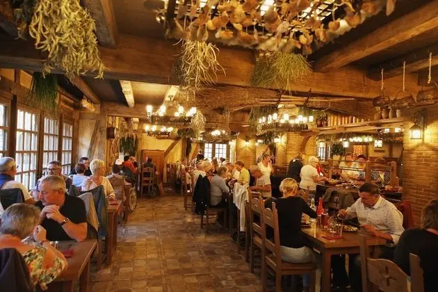 Puy du Fou France - Hotel la Citadelle - Yerinde Yemek