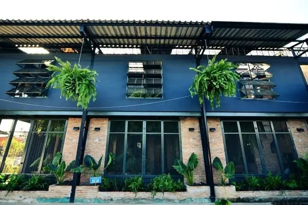 PX122 DBest HOTEL