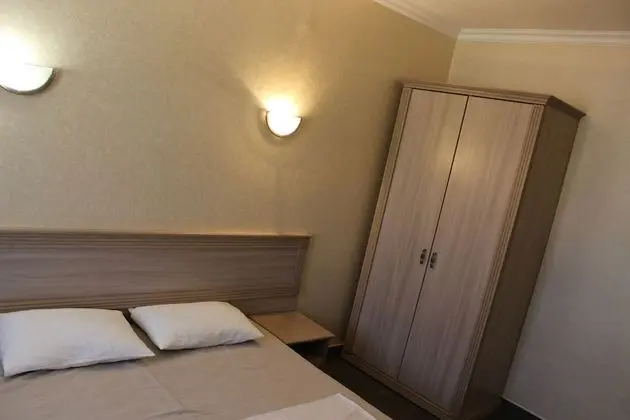 Pyatnica Hotel - Oda