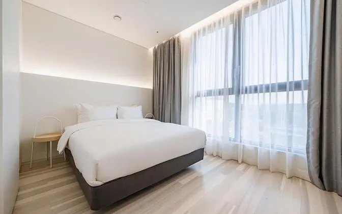 Pyeongtaek La Seine Tourist Hotel - Oda
