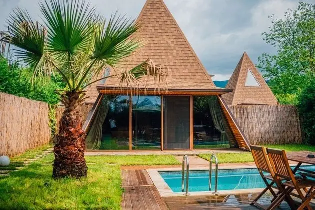 Pyramid Sapanca