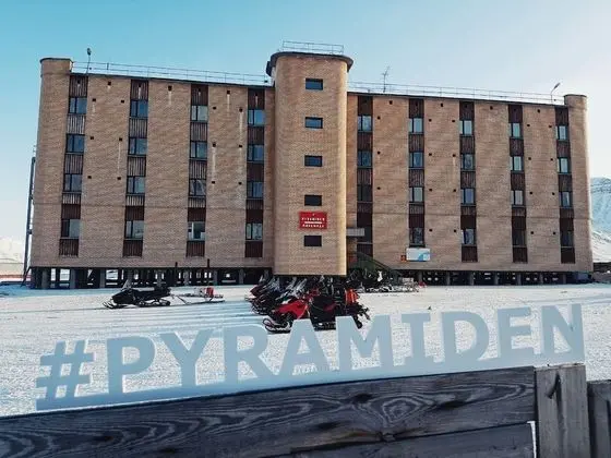 Hotel Pyramiden - 1