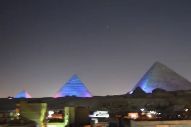 Pyramids Height Inn