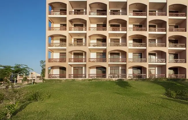 Pyramisa Isis Island Hotel & Spa - Dış Mekan