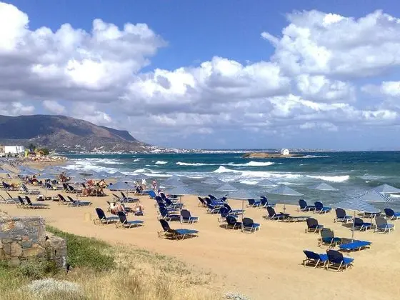 Pyrgos Beach Hotel Apartments - Plaj