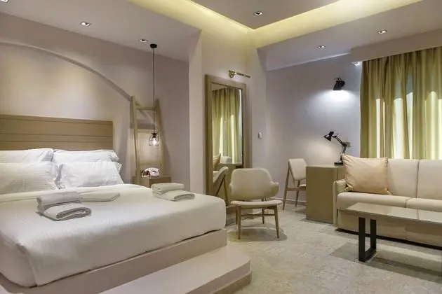 Hotel Pyrgos Boutique & Suites