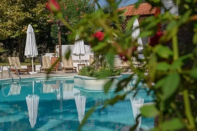 Hotel Pyrgos Boutique & Suites - Havuz