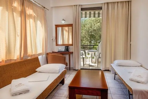 Hotel Pyrgos Boutique & Suites - Oda Düzeni