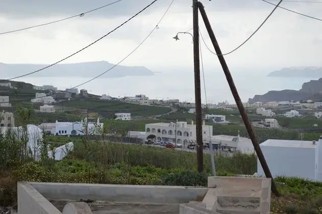 Pyrgos Old winery villa - Oda Manzaraları