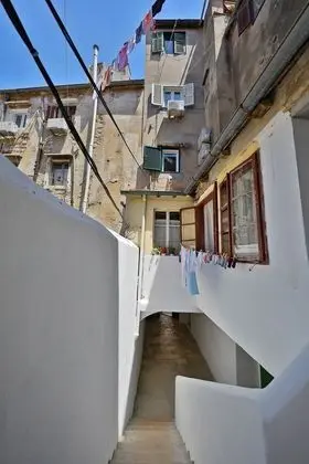 Pyrotima Apartments - Dış Mekan