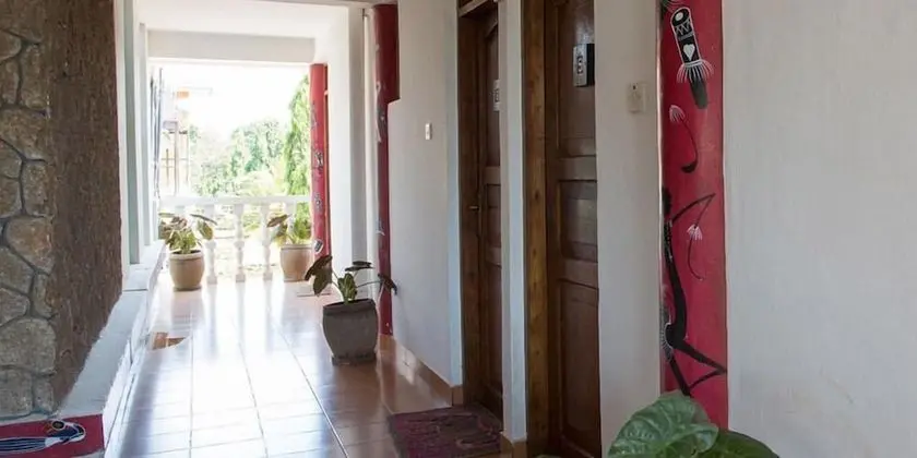 Q-Bar & Guest House - İç Mekan