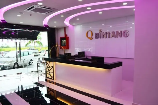 Q BINTANG HOTEL