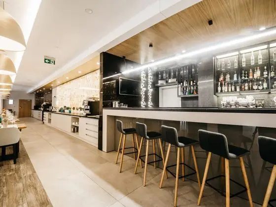 Q Hotel Plus Katowice - Bar