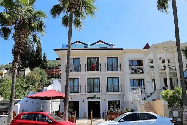 Q&S Cennet Life Hotel - 8