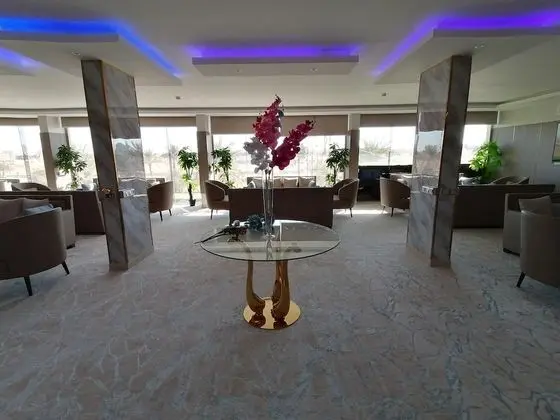 Qasr Alshamal Hotel
