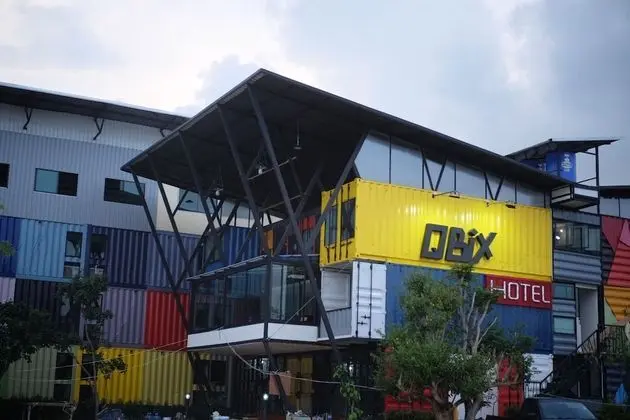 Qbix Hotel