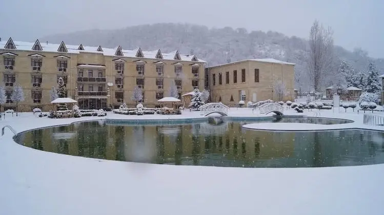 Qebele Yeddı Gozel Hotel