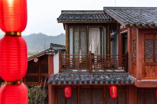 Qiansu Ban Jiang Xia Boutique Inn