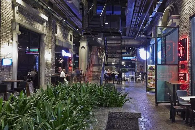 Qliq Damansara - Yerinde Yemek