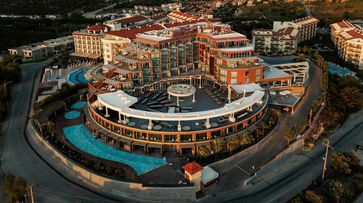 Qlusive Hotel KuşadasıFotoğrafı