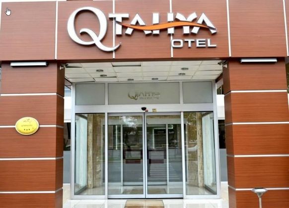 Qtahya Hotel