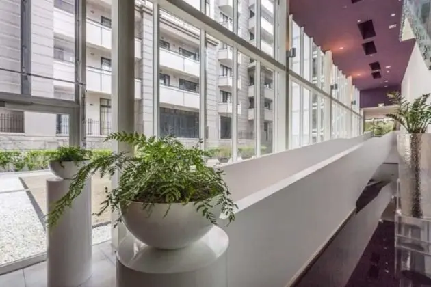 Quadrant 2 Bdr with Seaview & Parking - Lobi
