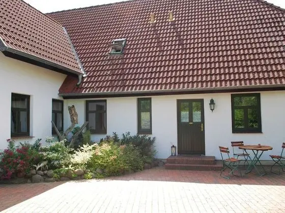 Quaint Apartment in Dargun Mecklenburg With Swimming Pool