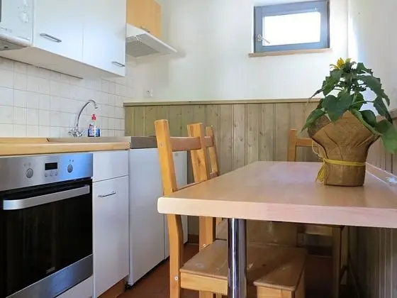 Quaint Apartment in Hüddingen With Garden - Mutfak