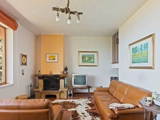 Quaint Villa in Carini With Garden