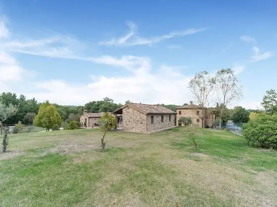 Quaint Cottage in Città Della Pieve With Swimming Pool