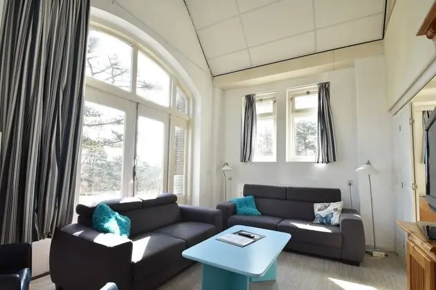 Quaint Holiday Home in Bergen aan Zee near Sea - Öne Çıkan Resim