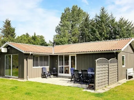 Quaint Holiday Home in Farsø With Indoor Whirlpool