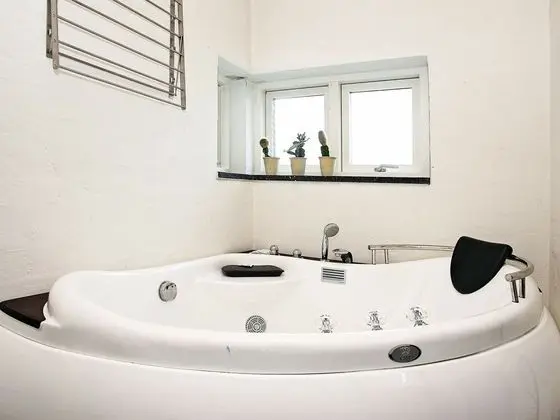 Quaint Holiday Home in Hals With Relaxing Whirlpool