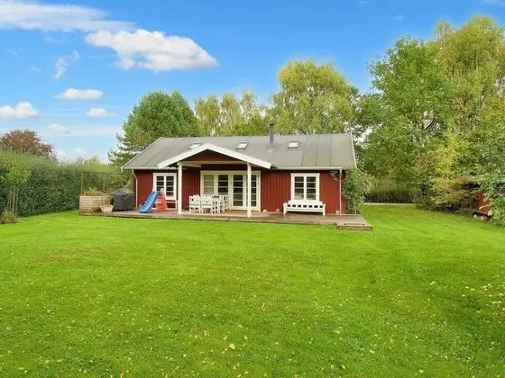 Quaint Holiday Home in Hovedstaden With Whirlpool