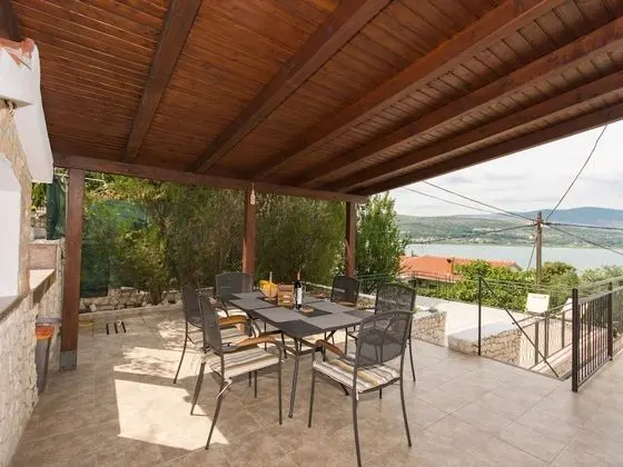 Quaint Holiday Home in Mastrinka With Balcony