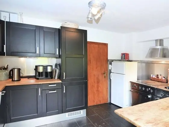 Quaint Holiday Home near Ski Area in Neuastenberg - Mutfak