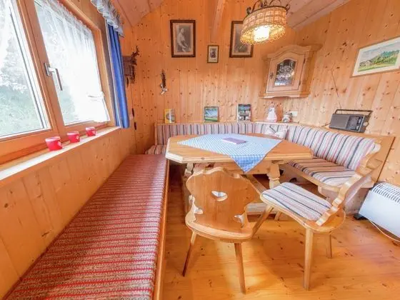 Quaint Holiday Home in Peißenberg With Private Terrace - Yerinde Yemek