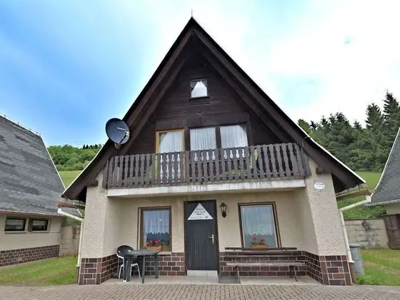 Quaint Holiday Home With Private Balcony in Trusetal - Dış Mekan
