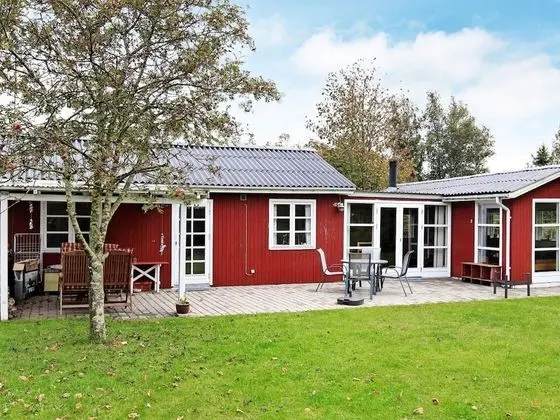 Quaint Holiday Home in Store Fuglede With Terrace
