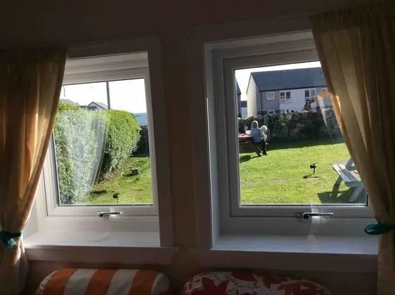 Quaint and Quirky Cottage in Port Ellen - Oda