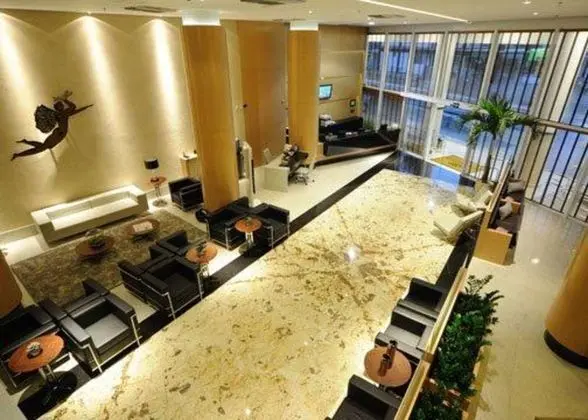 Quality Hotel Aeroporto Vitoria - Lobi
